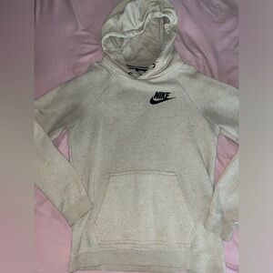 nike sweatshirt